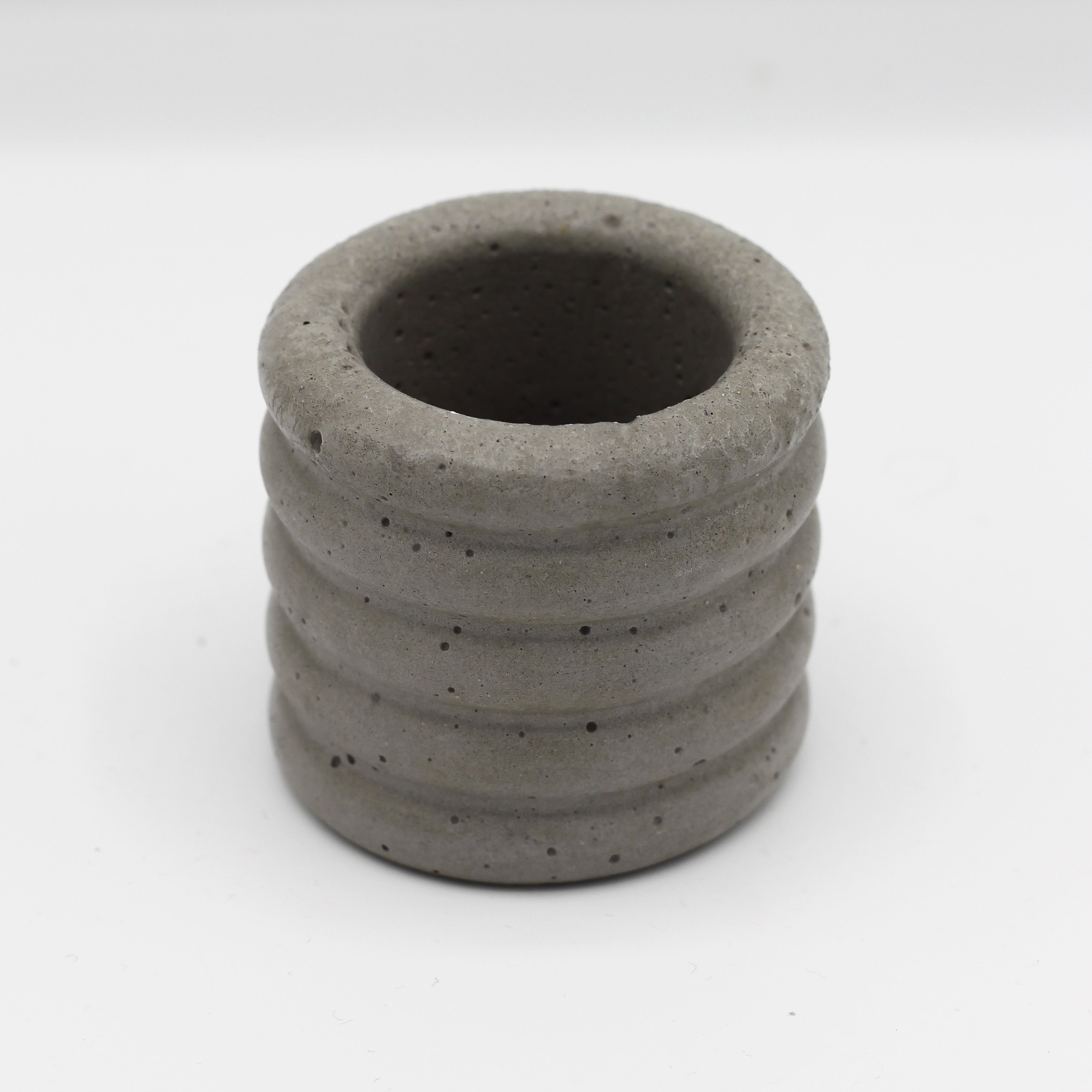 Beton Kerzenständer ; Topf ; Vase ; Ring;  „Roma“