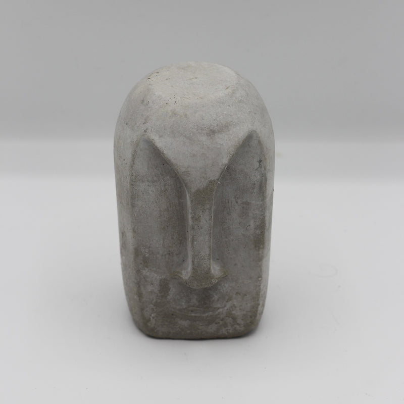 Beton; Gesicht; „Moai Kopf“ groß